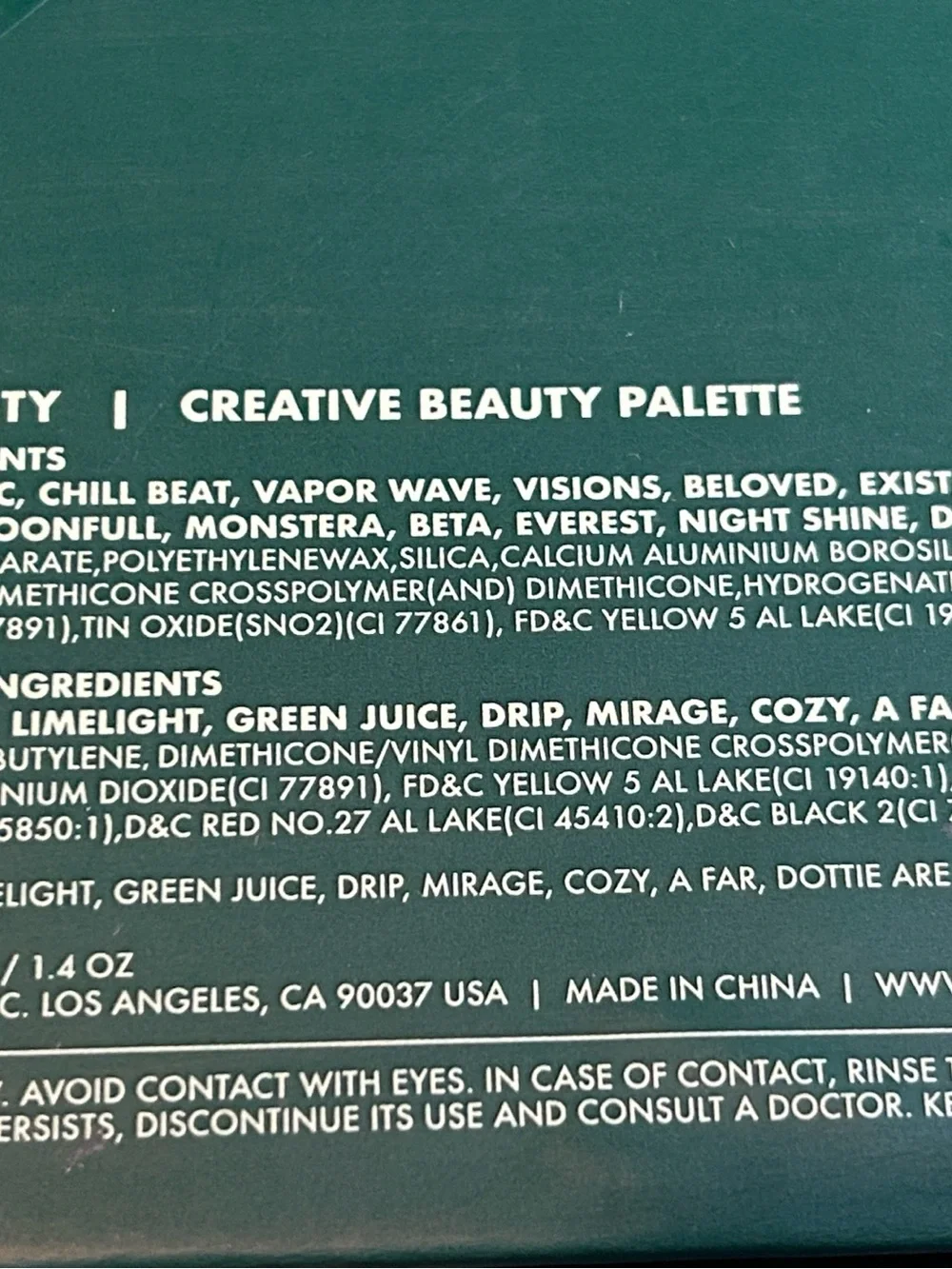 Kara Beauty Static Serenity 30-Color Eyeshadow Creative Beauty Palette in Green